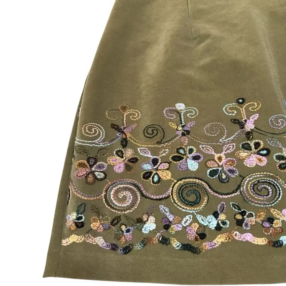 Vintage Deadstock City Triangles Green Suede Embroidered Halter Dress - Picture 3 of 10